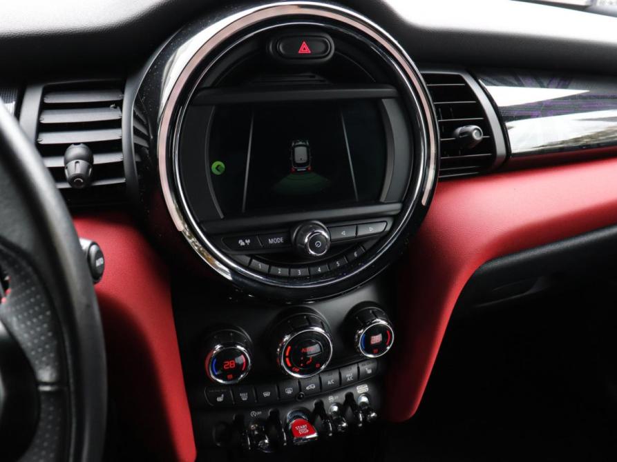 Mini Hatch III (F55/F56) Рестайлинг Химки  - изображение 11