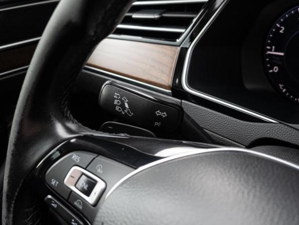 Volkswagen Passat B8 с пробегом 2017 года, цена 2 520 000 рублей, 167915 км, седан, Автокод Объявления