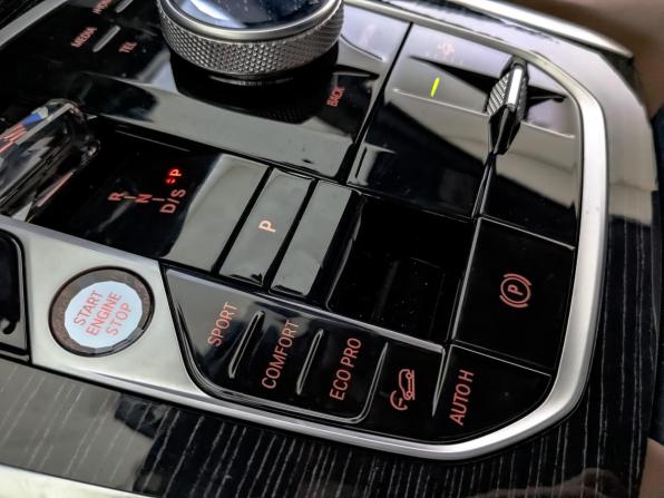 BMW X6 III (G06) Рестайлинг с пробегом 2025 года, цена 14 215 000 рублей, 6016 км, внедорожник, Автокод Объявления