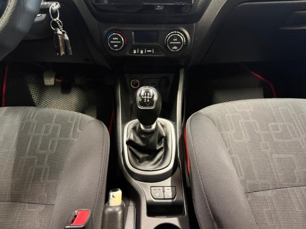 Kia Rio III с пробегом 2012 года, цена 730 000 рублей, 178000 км, седан, Автокод Объявления