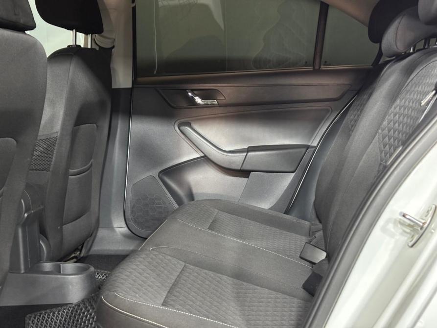Skoda Rapid I Октябрьский  - изображение 11