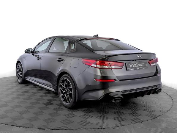 Kia Optima IV Рестайлинг с пробегом 2018 года, цена 2 350 000 рублей, 88324 км, седан, Автокод Объявления