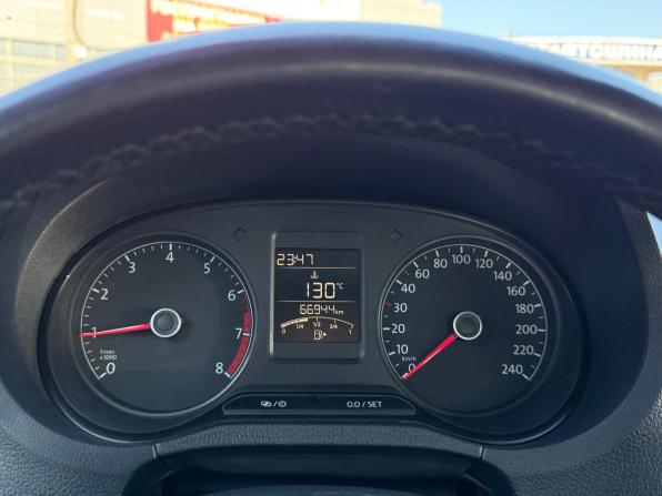 Volkswagen Polo V Рестайлинг с пробегом 2016 года, цена 920 000 рублей, 66900 км, седан, Автокод Объявления