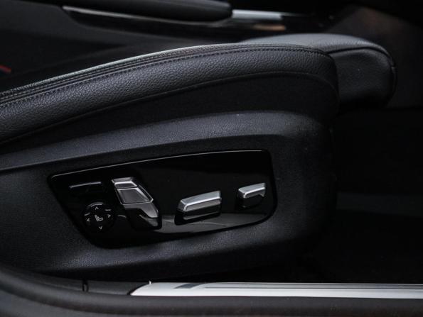 BMW 7 серии VI (G11/G12) Рестайлинг с пробегом 2020 года, цена 6 250 000 рублей, 76277 км, седан, Автокод Объявления