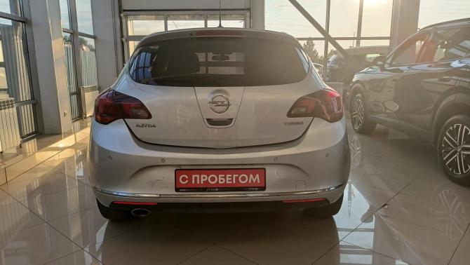 Opel Astra J Рестайлинг с пробегом 2013 года, цена 613 000 рублей, 283000 км, хэтчбек, Автокод Объявления