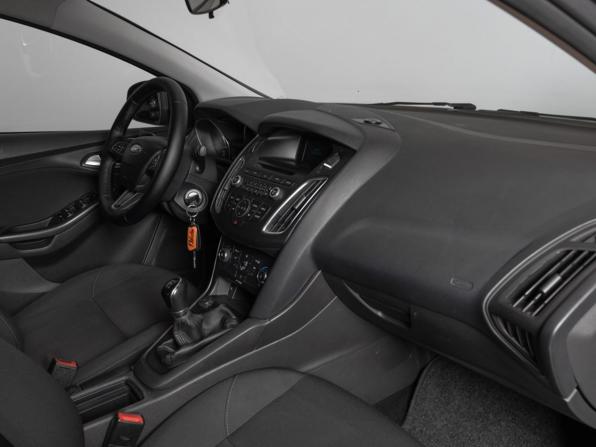 Ford Focus III Рестайлинг с пробегом 2016 года, цена 962 100 рублей, 203280 км, седан, Автокод Объявления