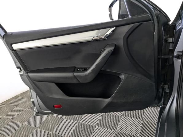 Skoda Octavia III (A7) с пробегом 2013 года, цена 1 270 000 рублей, 101134 км, лифтбек, Автокод Объявления