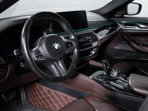 BMW 5 серии VII (G30/G31/G38) Рестайлинг с пробегом 2021 года, цена 4 800 000 рублей, 116073 км, седан, Автокод Объявления