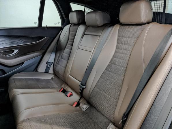 Mercedes-Benz E-Класс V (W213 S213 C238) Рестайлинг с пробегом 2021 года, цена 4 800 000 рублей, 67168 км, универсал, Автокод Объявления