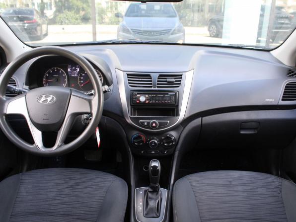 Hyundai Solaris I Рестайлинг с пробегом 2014 года, цена 950 000 рублей, 172628 км, седан, Автокод Объявления