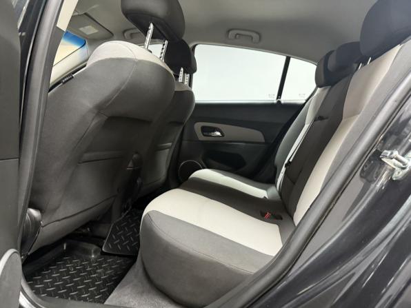 Chevrolet Cruze I с пробегом 2012 года, цена 770 000 рублей, 200319 км, хэтчбек, Автокод Объявления