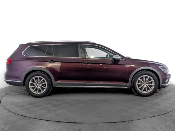 Volkswagen Passat B8 с пробегом 2018 года, цена 2 170 000 рублей, 188851 км, универсал, Автокод Объявления