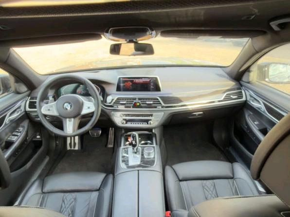 BMW 7 серии VI (G11/G12) Рестайлинг с пробегом 2021 года, цена 6 999 000 рублей, 69979 км, седан, Автокод Объявления
