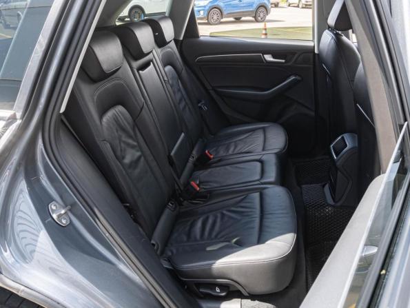Audi Q5 I (8R) Рестайлинг с пробегом 2014 года, цена 1 968 000 рублей, 177803 км, внедорожник, Автокод Объявления