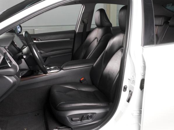 Toyota Camry VIII (XV70) с пробегом 2020 года, цена 2 699 000 рублей, 185920 км, седан, Автокод Объявления