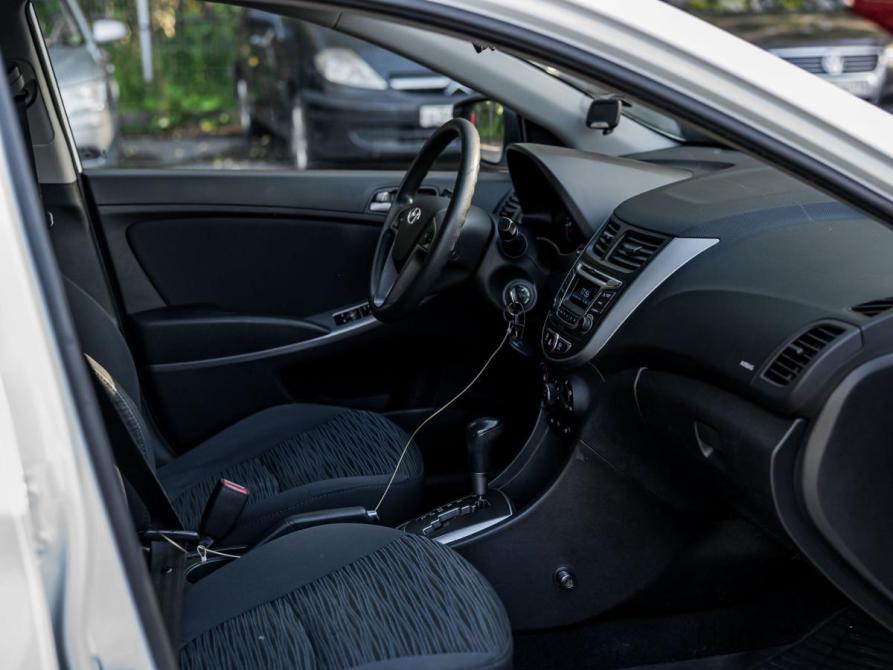Hyundai Solaris I Рестайлинг Санкт-Петербург  - изображение 11