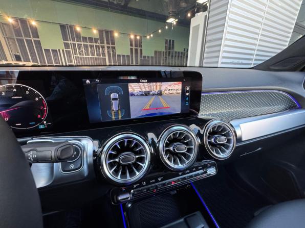 Mercedes-Benz GLB I (X247) Рестайлинг с пробегом 2023 года, цена 4 790 000 рублей, 12935 км, внедорожник, Автокод Объявления