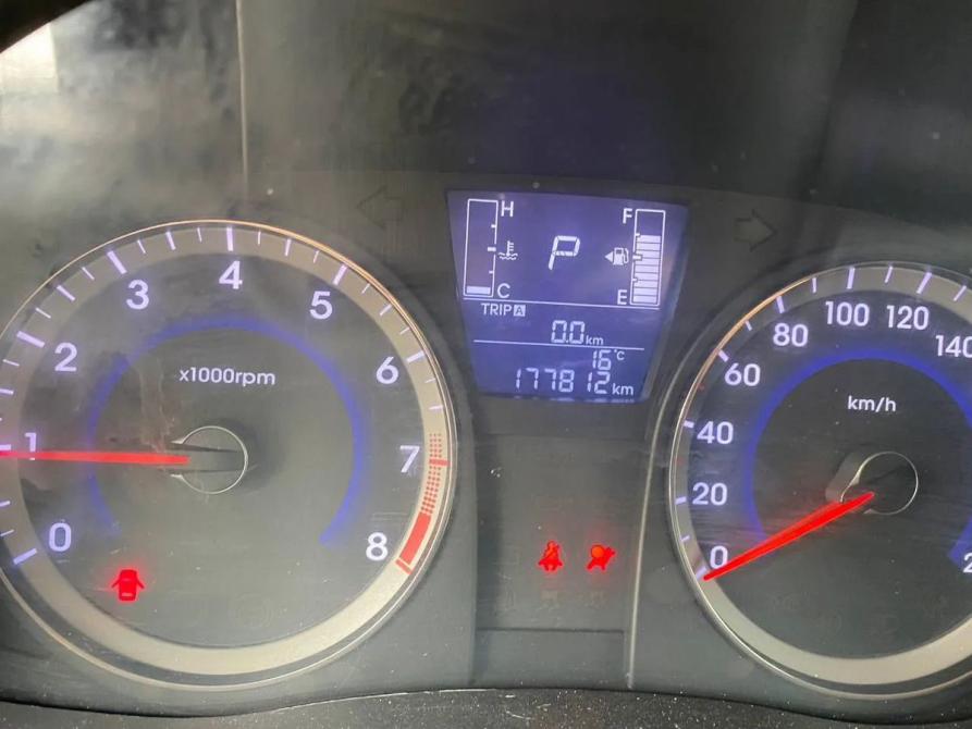 Hyundai Solaris I Рестайлинг Москва  - изображение 10