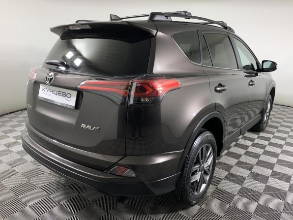 Toyota RAV4 IV (XA40) Рестайлинг с пробегом 2018 года, цена 2 350 000 рублей, 60881 км, внедорожник, Автокод Объявления
