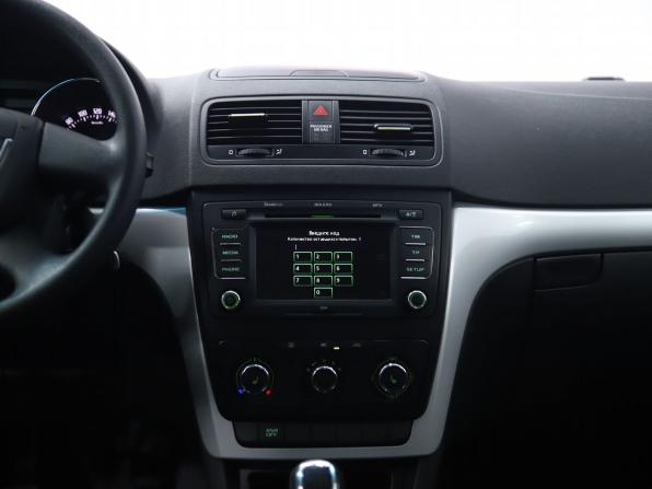 Skoda Yeti I с пробегом 2012 года, цена 750 000 рублей, 179628 км, внедорожник, Автокод Объявления