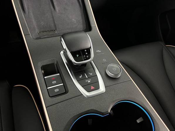 Omoda C5 I Рестайлинг с пробегом 2024 года, цена 2 090 000 рублей, 8300 км, внедорожник, Автокод Объявления