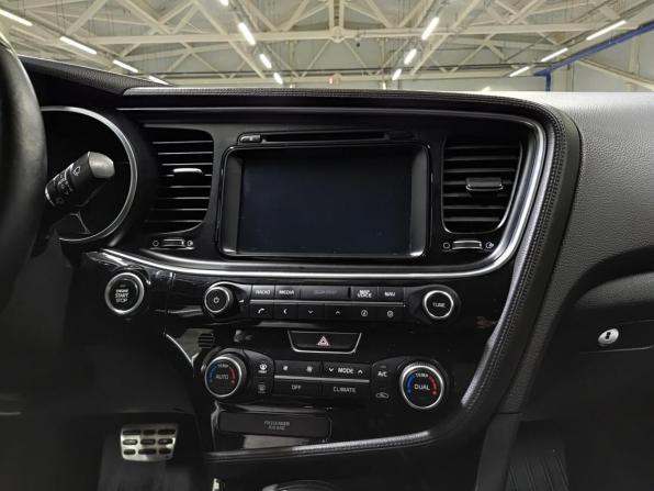 Kia Optima III Рестайлинг с пробегом 2015 года, цена 1 300 000 рублей, 204298 км, седан, Автокод Объявления