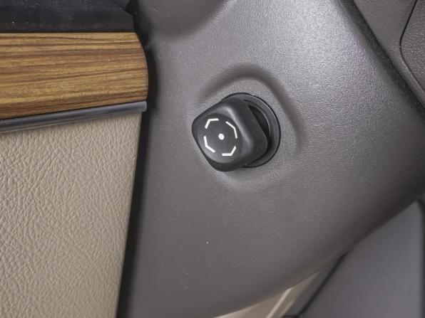 Toyota Land Cruiser Prado 150 Series Рестайлинг 3 с пробегом 2021 года, цена 6 799 000 рублей, 115672 км, внедорожник, Автокод Объявления