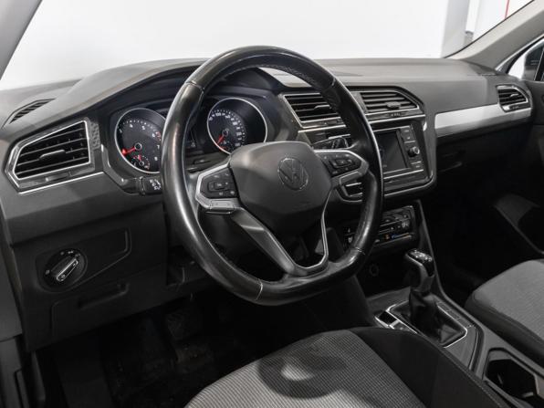 Volkswagen Tiguan II Рестайлинг с пробегом 2020 года, цена 2 690 500 рублей, 112639 км, внедорожник, Автокод Объявления