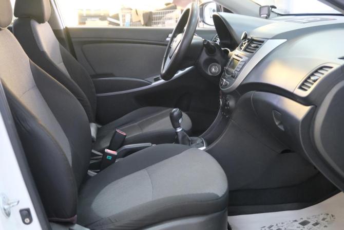 Hyundai Solaris I с пробегом 2012 года, цена 819 000 рублей, 165000 км, хэтчбек, Автокод Объявления