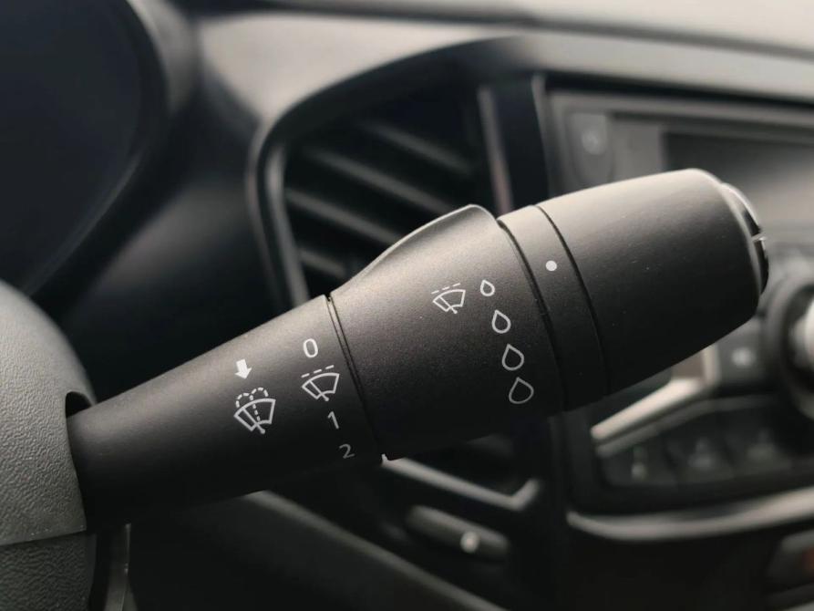 Lada (ВАЗ) Vesta I Санкт-Петербург  - изображение 13