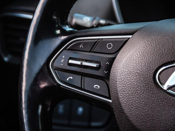 Hyundai Santa Fe IV с пробегом 2020 года, цена 2 950 000 рублей, 106025 км, внедорожник, Автокод Объявления