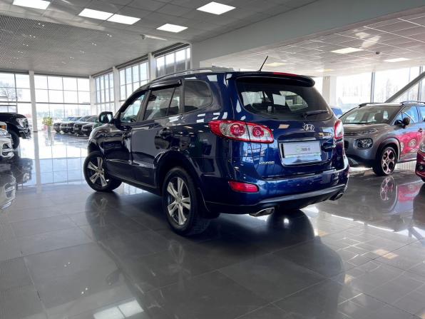 Hyundai Santa Fe II Рестайлинг с пробегом 2010 года, цена 1 095 000 рублей, 198094 км, внедорожник, Автокод Объявления