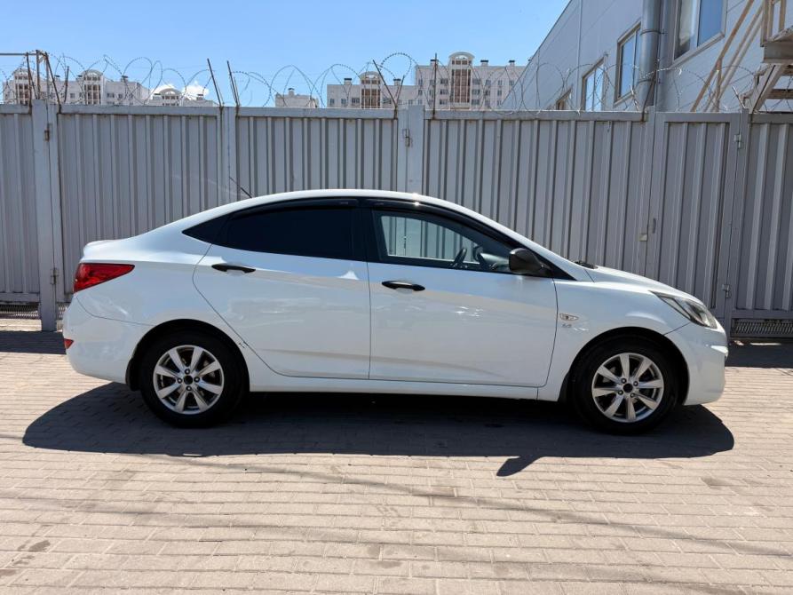 Hyundai Solaris I Ростов-на-Дону  - изображение 6