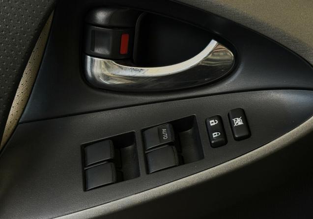 Toyota RAV4 III (XA30) Рестайлинг с пробегом 2010 года, цена 1 480 000 рублей, 131768 км, внедорожник, Автокод Объявления