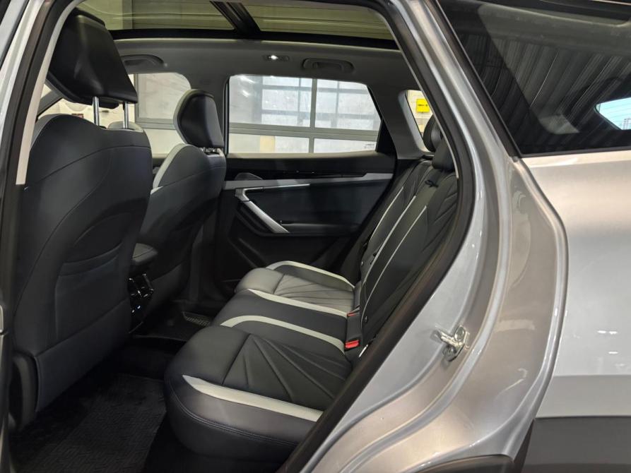 Geely Atlas II Санкт-Петербург  - изображение 11