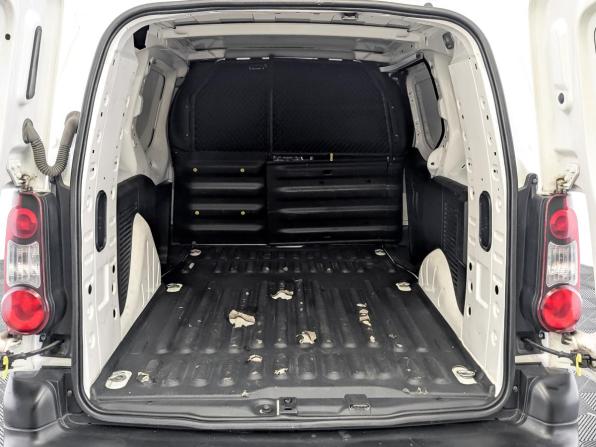 Citroen Berlingo II Рестайлинг 2 с пробегом 2018 года, цена 1 225 000 рублей, 150286 км, фургон, Автокод Объявления