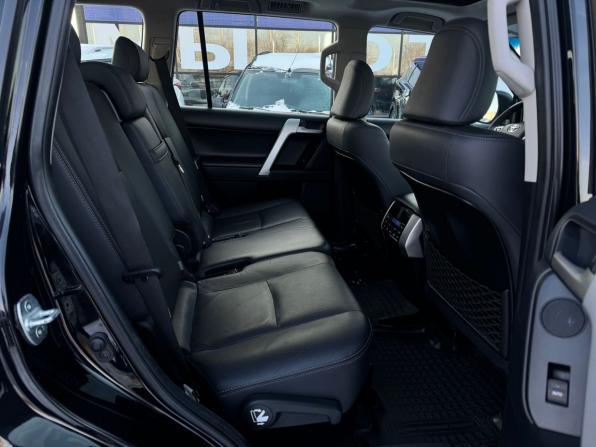 Toyota Land Cruiser Prado 150 Series Рестайлинг 2 с пробегом 2018 года, цена 4 617 999 рублей, 95857 км, внедорожник, Автокод Объявления