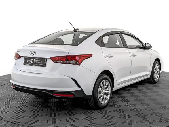 Hyundai Solaris II Рестайлинг с пробегом 2021 года, цена 1 595 000 рублей, 53862 км, седан, Автокод Объявления