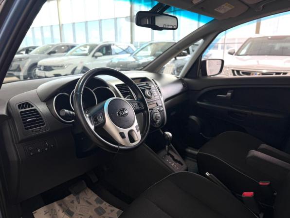 Kia Venga I Рестайлинг с пробегом 2014 года, цена 1 000 000 рублей, 119026 км, минивэн, Автокод Объявления