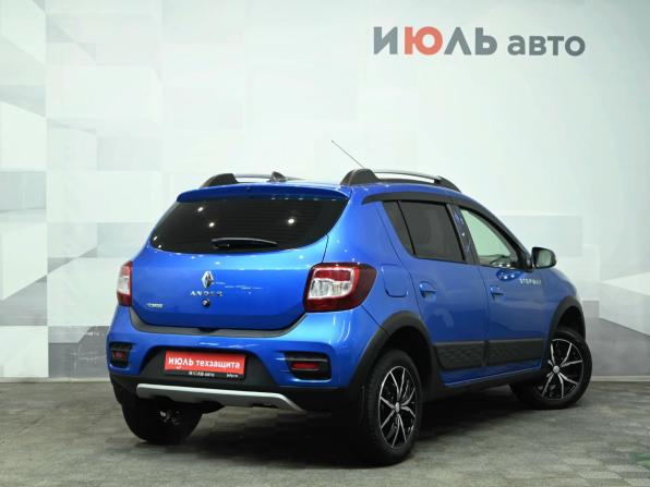 Renault Sandero II с пробегом 2017 года, цена 1 070 000 рублей, 141286 км, хэтчбек, Автокод Объявления