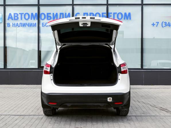 Nissan Qashqai II с пробегом 2014 года, цена 1 215 000 рублей, 252000 км, внедорожник, Автокод Объявления