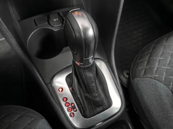 Volkswagen Polo V Рестайлинг с пробегом 2019 года, цена 1 485 000 рублей, 60405 км, седан, Автокод Объявления