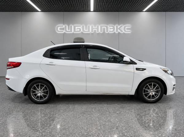 Kia Rio III Рестайлинг с пробегом 2016 года, цена 949 000 рублей, 166956 км, седан, Автокод Объявления