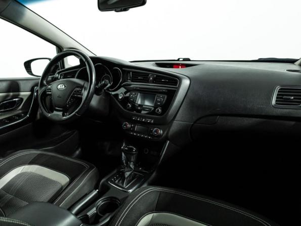 Kia Ceed II Рестайлинг с пробегом 2015 года, цена 1 370 000 рублей, 124024 км, хэтчбек, Автокод Объявления