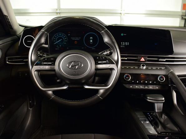 Hyundai Elantra VII (CN7) с пробегом 2021 года, цена 1 949 995 рублей, 55502 км, седан, Автокод Объявления