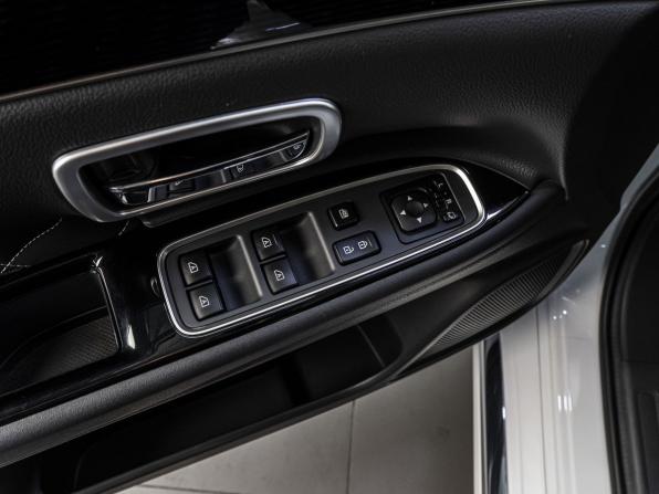 Mitsubishi Outlander III Рестайлинг 3 с пробегом 2022 года, цена 3 217 000 рублей, 14425 км, внедорожник, Автокод Объявления