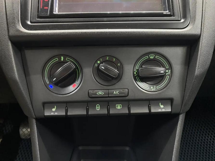 Skoda Rapid I Челябинск  - изображение 14