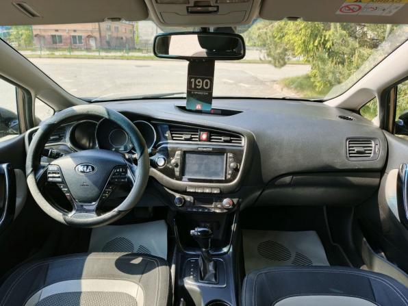 Kia Ceed II Рестайлинг с пробегом 2017 года, цена 999 000 рублей, 383512 км, универсал, Автокод Объявления