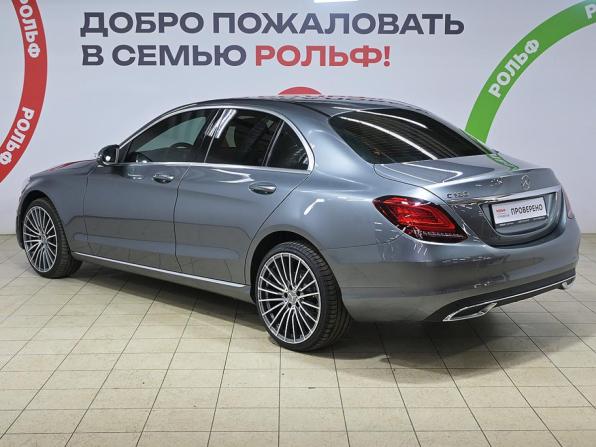 Mercedes-Benz C-Класс IV (W205) Рестайлинг с пробегом 2018 года, цена 2 450 000 рублей, 85739 км, седан, Автокод Объявления