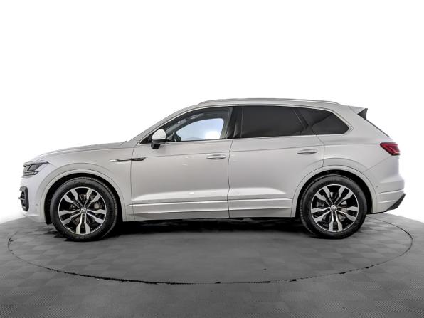 Volkswagen Touareg III с пробегом 2018 года, цена 4 060 000 рублей, 156408 км, внедорожник, Автокод Объявления